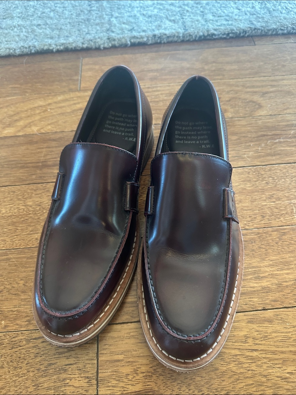 Helm Men's brown/Burgundy Leather Slip-On Loafers size 9
